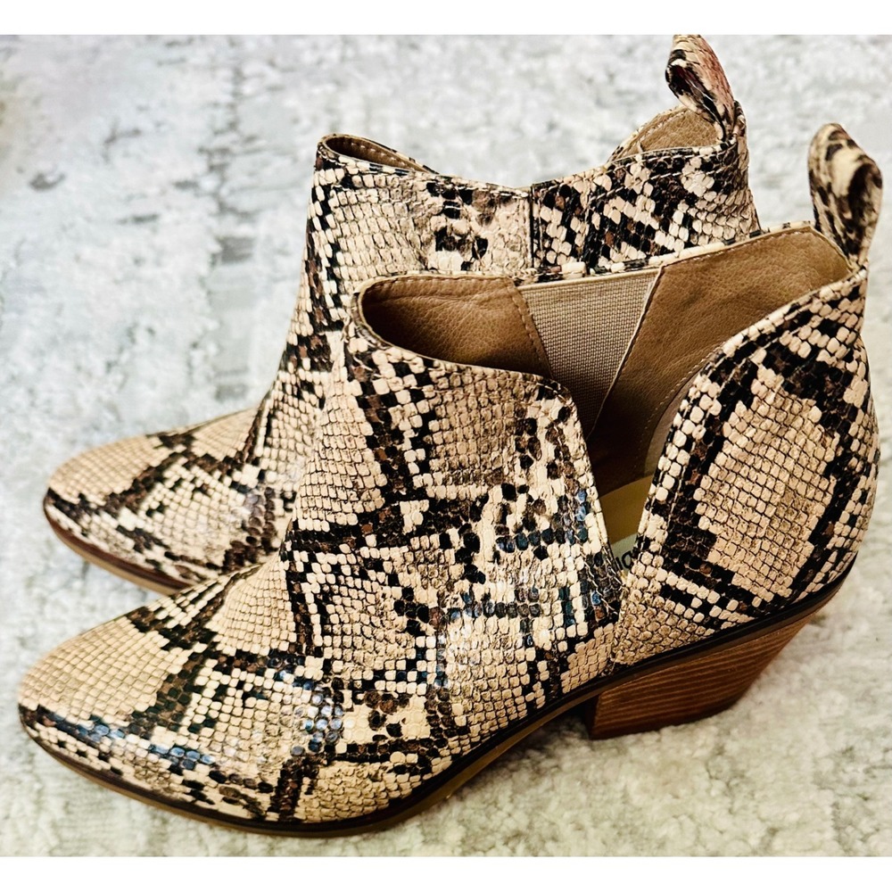 Steve Madden FRESKO Snake Print Cutout Ankle Booties Block Heel Women's Size 8M